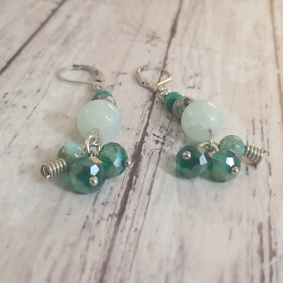 Cracked aqua, grey, green, silver beaded earrings - Picture 5 of 8